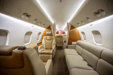 Separate cabin zones in the Embraer Legacy 650