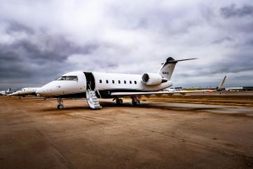 N28QB Bombardier Challenger 604 Private Plane Rental | Wing Aviation